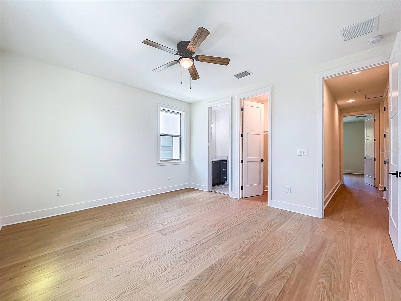 Image 75 of 96 For 1015 Charter Street