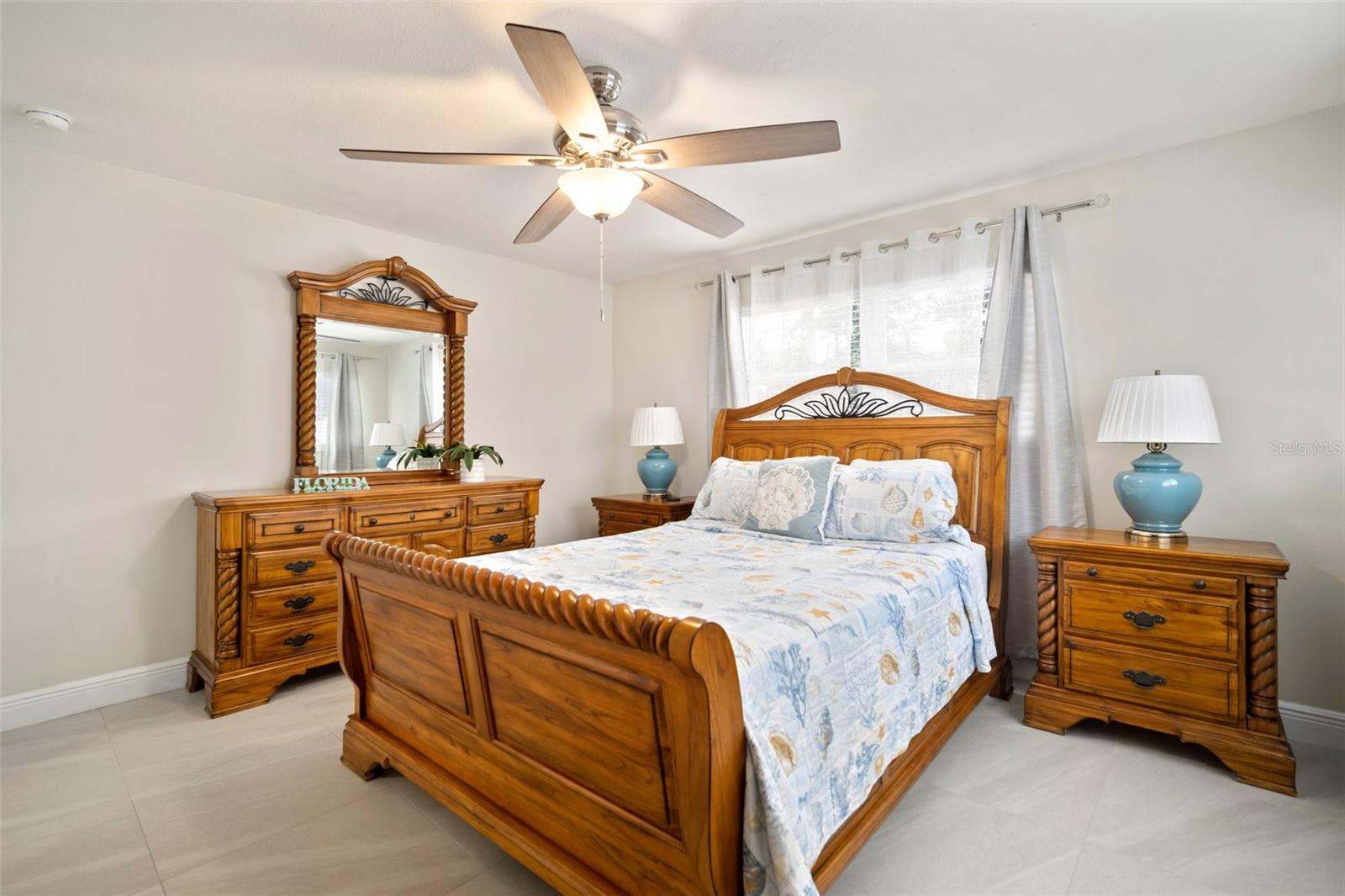 Image 17 of 38 For 1712 Azalea Court B