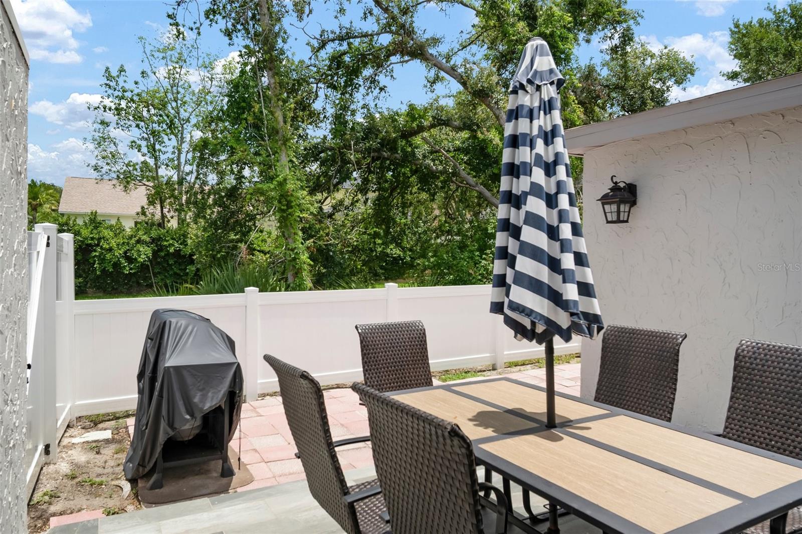 Image 5 of 38 For 1712 Azalea Court B