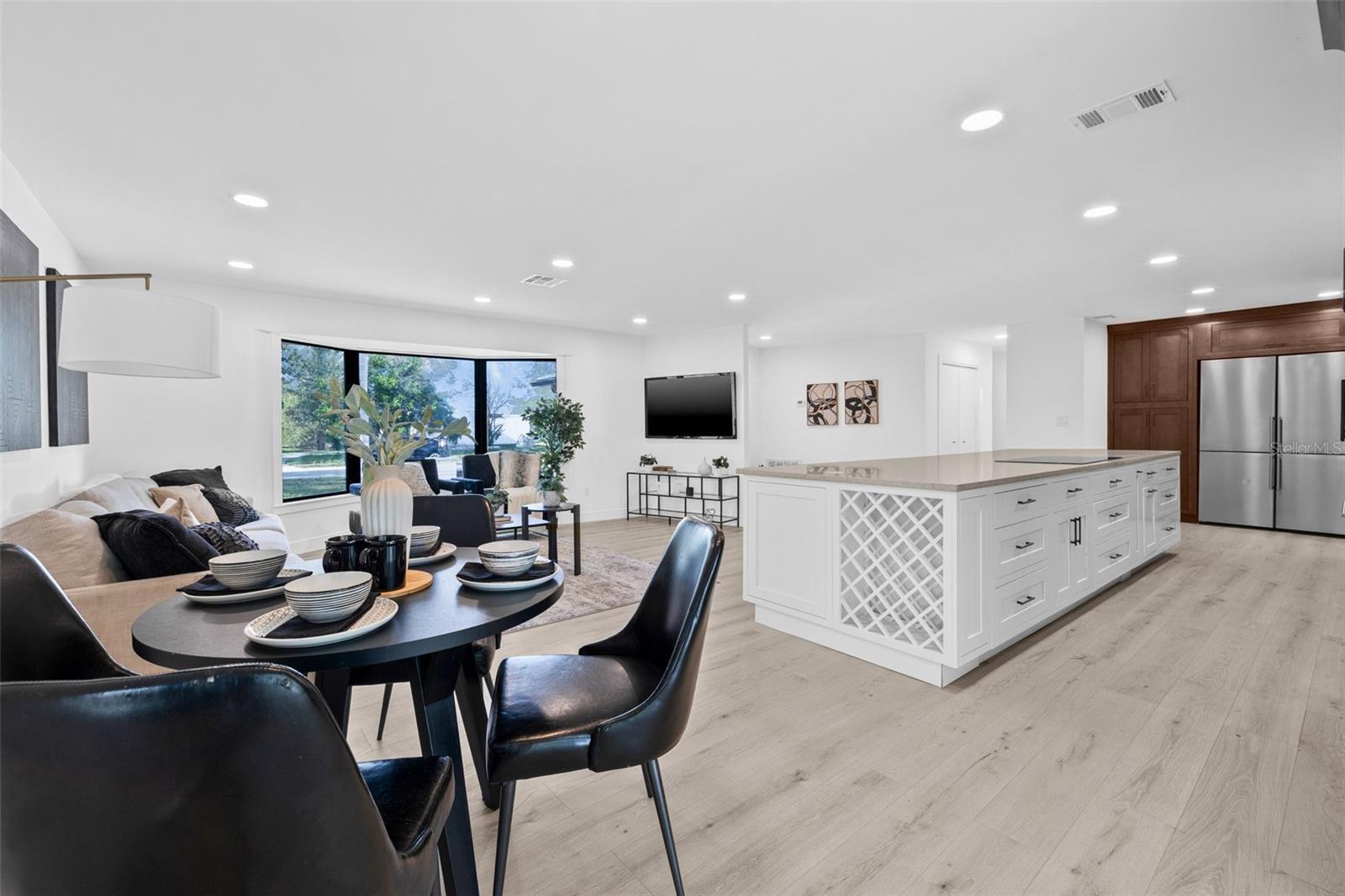 Image 12 of 42 For 4495 Clearwater Harbor Drive S