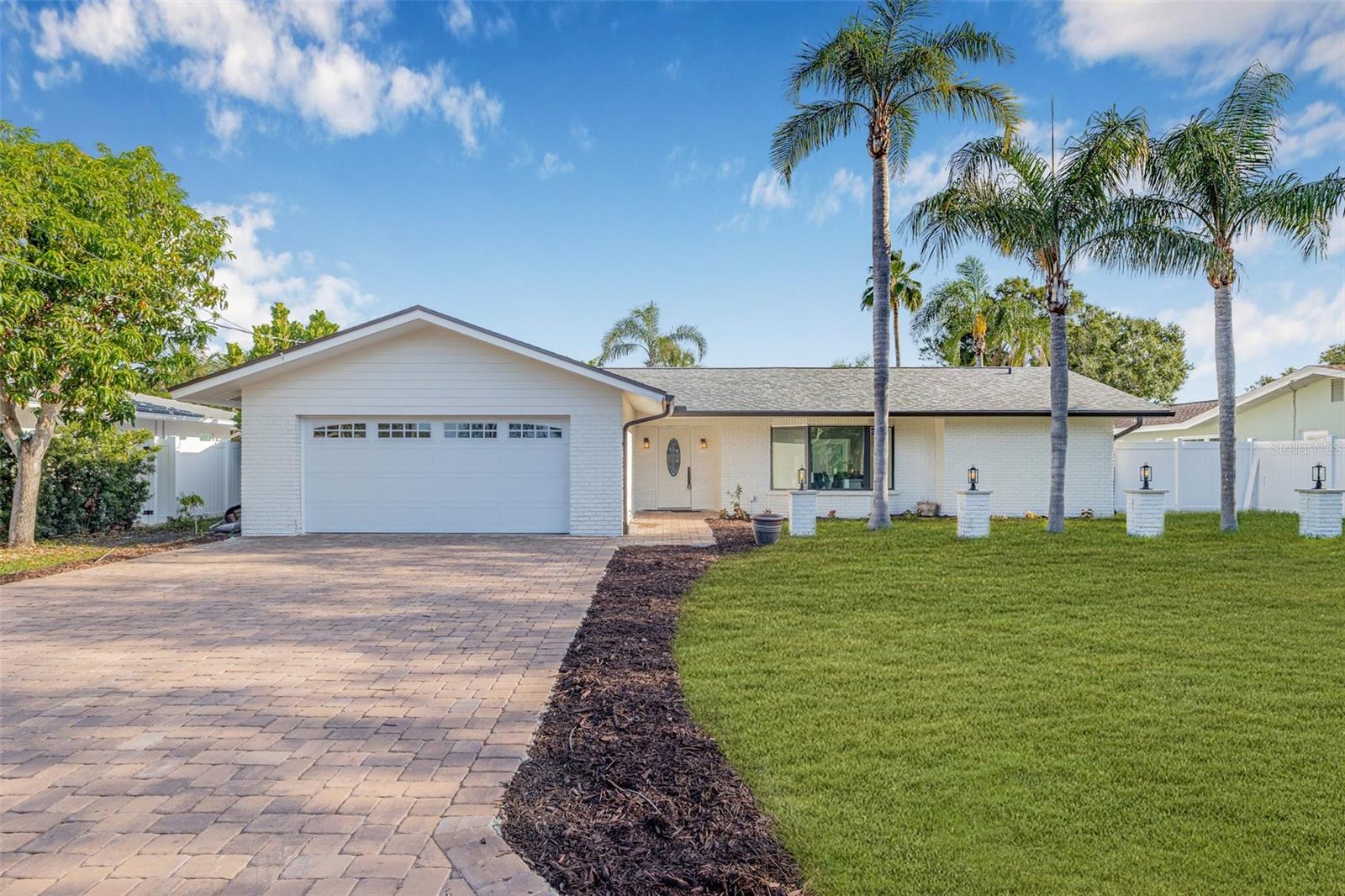 Image 4 of 42 For 4495 Clearwater Harbor Drive S