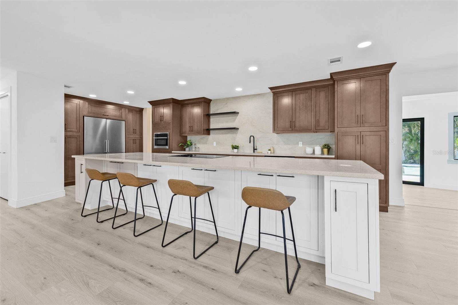 Image 7 of 42 For 4495 Clearwater Harbor Drive S