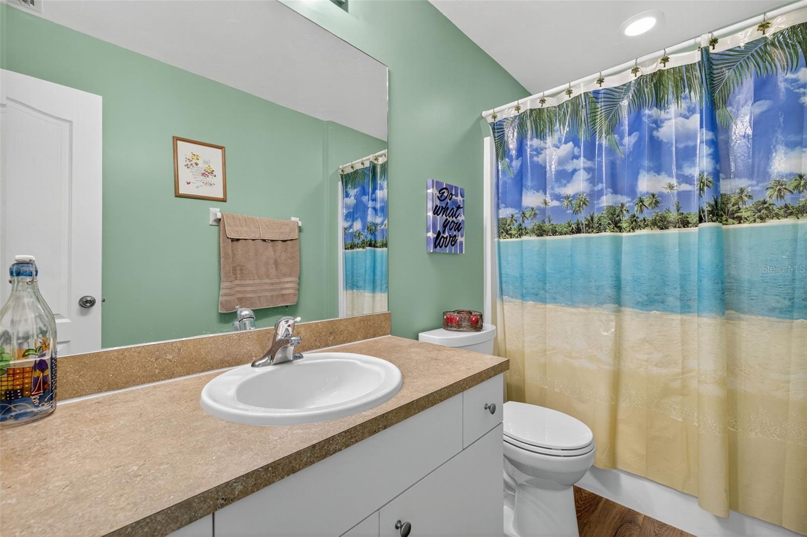 Image 21 of 45 For 125 Paddock Street