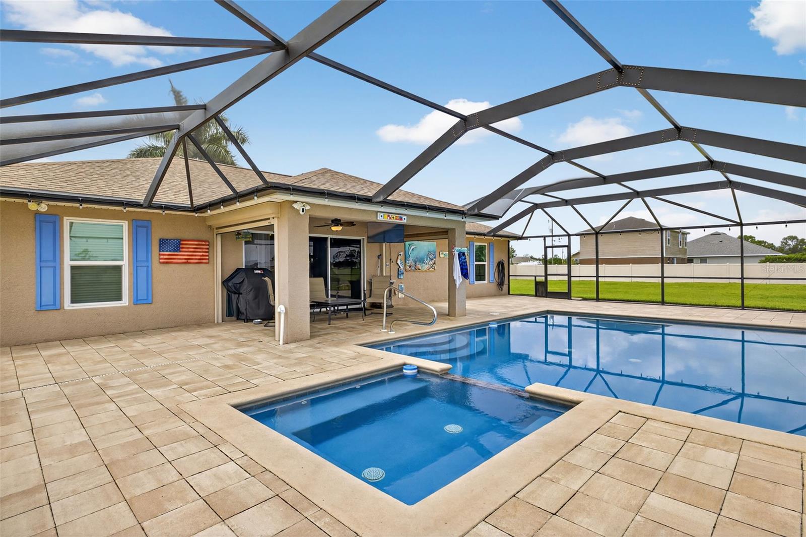 Image 29 of 45 For 125 Paddock Street