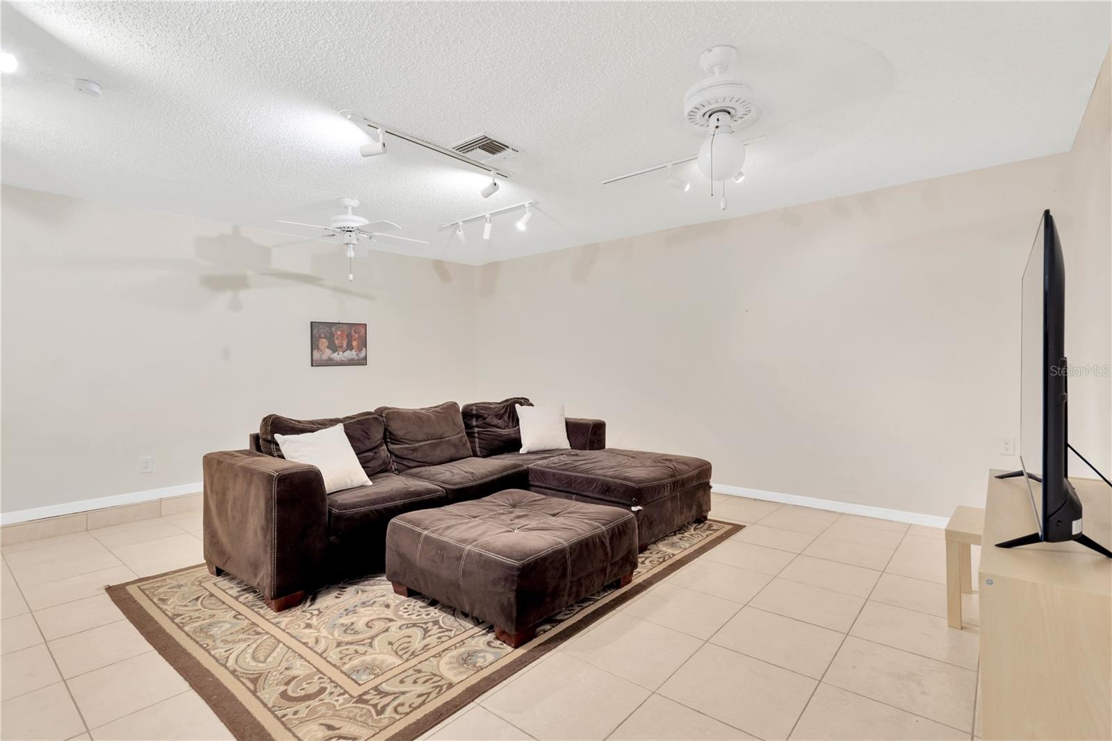 Image 20 of 35 For 3602 Pine Knot Drive 0