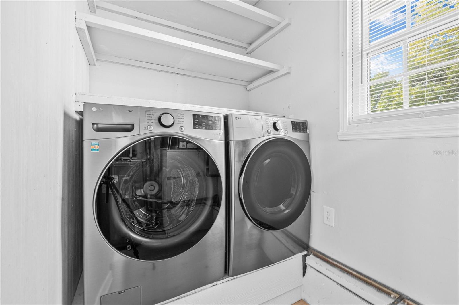 Image 19 of 38 For 706 39th Avenue Ne