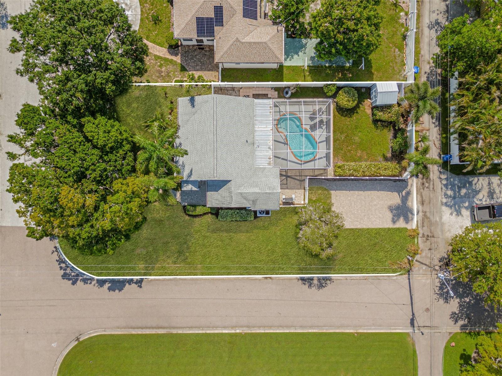 Image 36 of 38 For 706 39th Avenue Ne