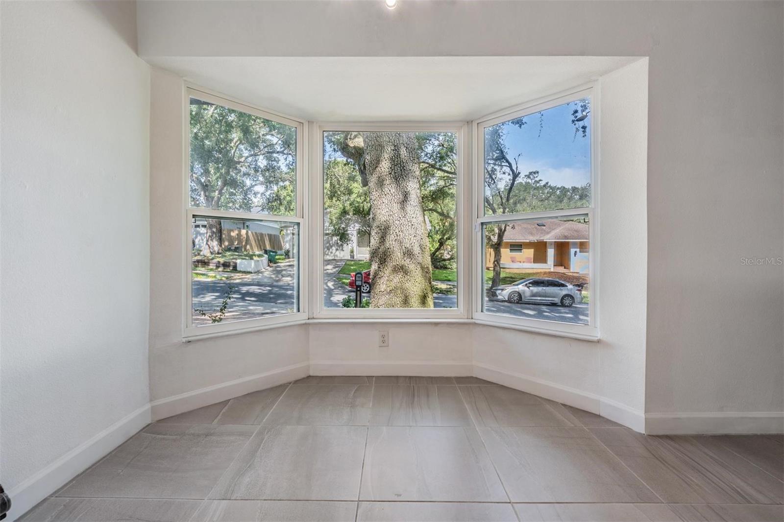 Image 21 of 29 For 6 Harbor Cove Street