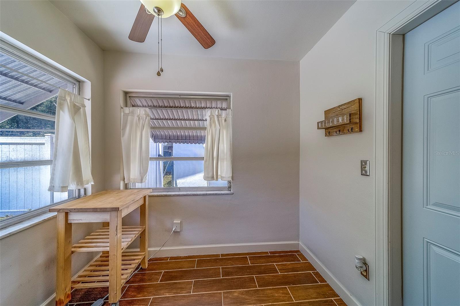 Image 18 of 62 For 2123 Indigo Drive