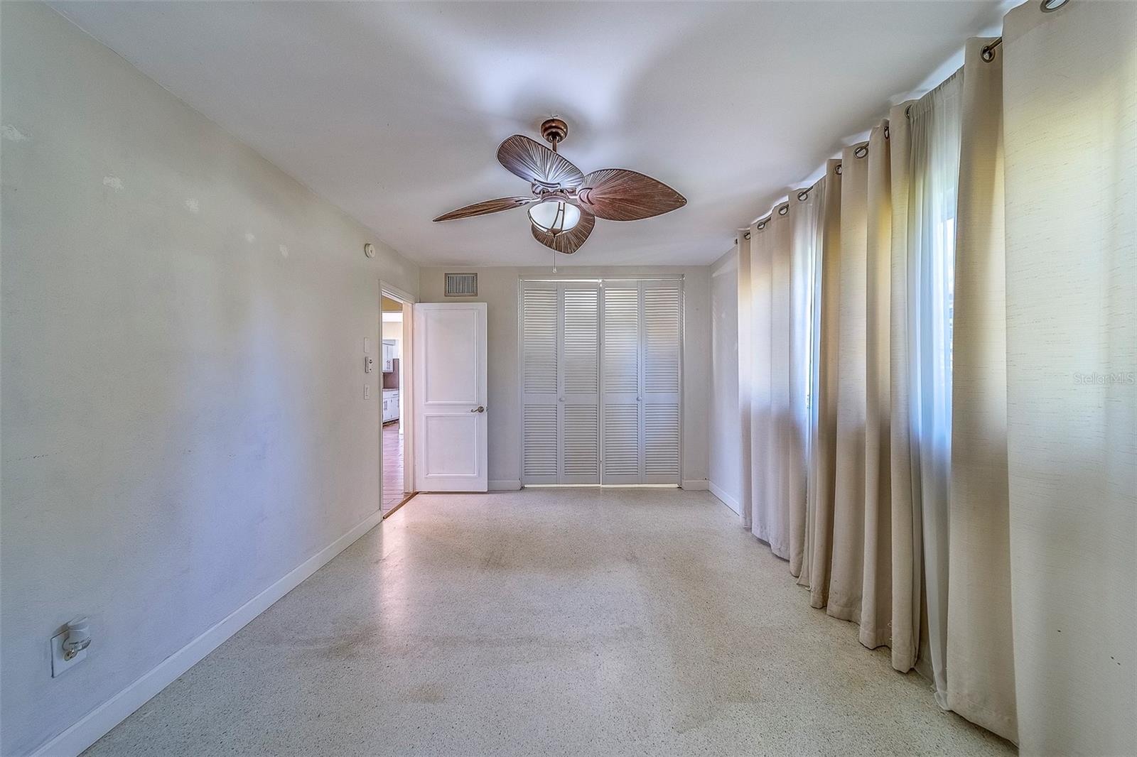 Image 23 of 62 For 2123 Indigo Drive