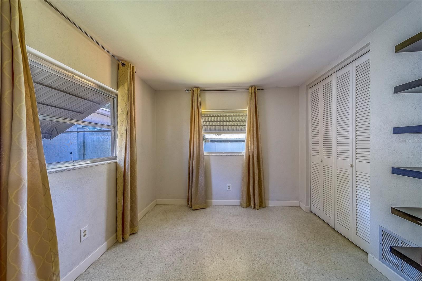 Image 27 of 62 For 2123 Indigo Drive
