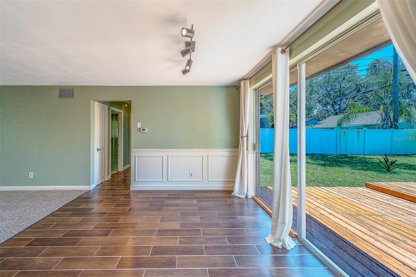 Image 9 of 62 For 2123 Indigo Drive