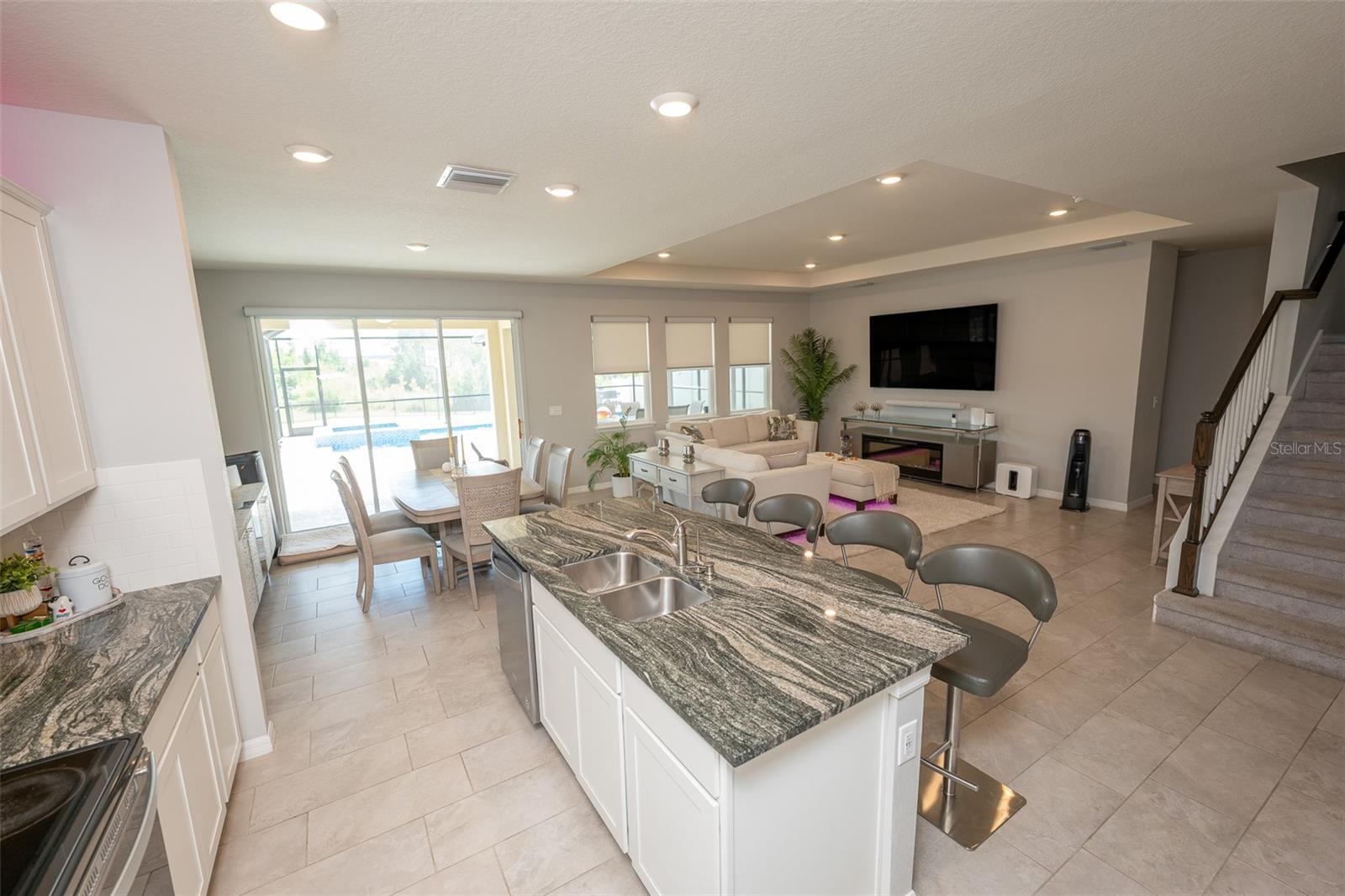 Image 27 of 83 For 3052 Living Coral Drive