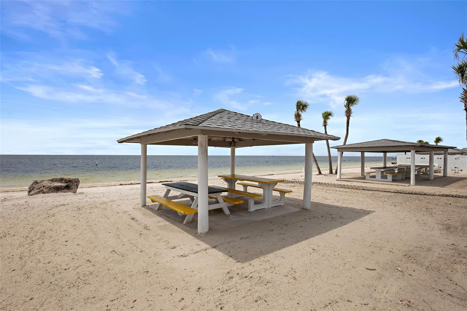 Image 13 of 27 For 5567 Sea Forest Drive 323