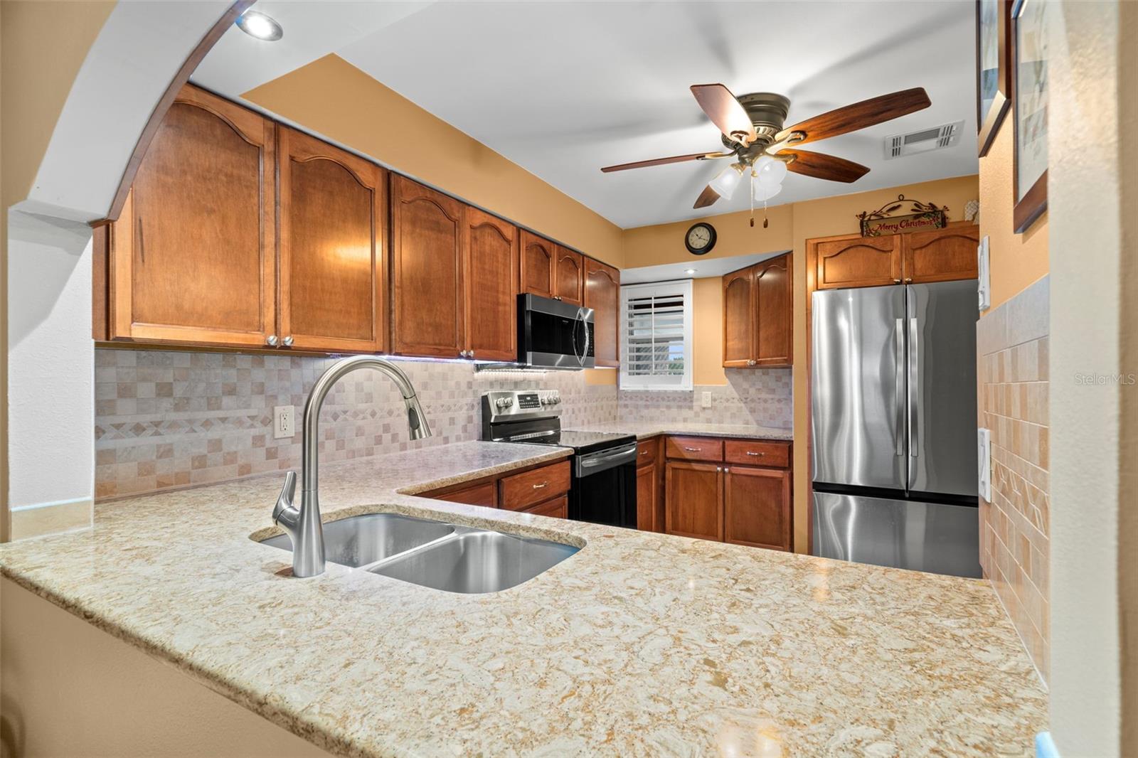 Image 2 of 27 For 5567 Sea Forest Drive 323