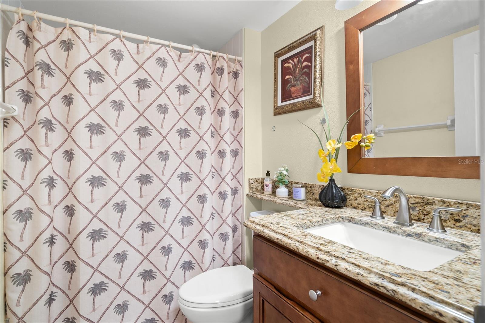 Image 5 of 27 For 5567 Sea Forest Drive 323