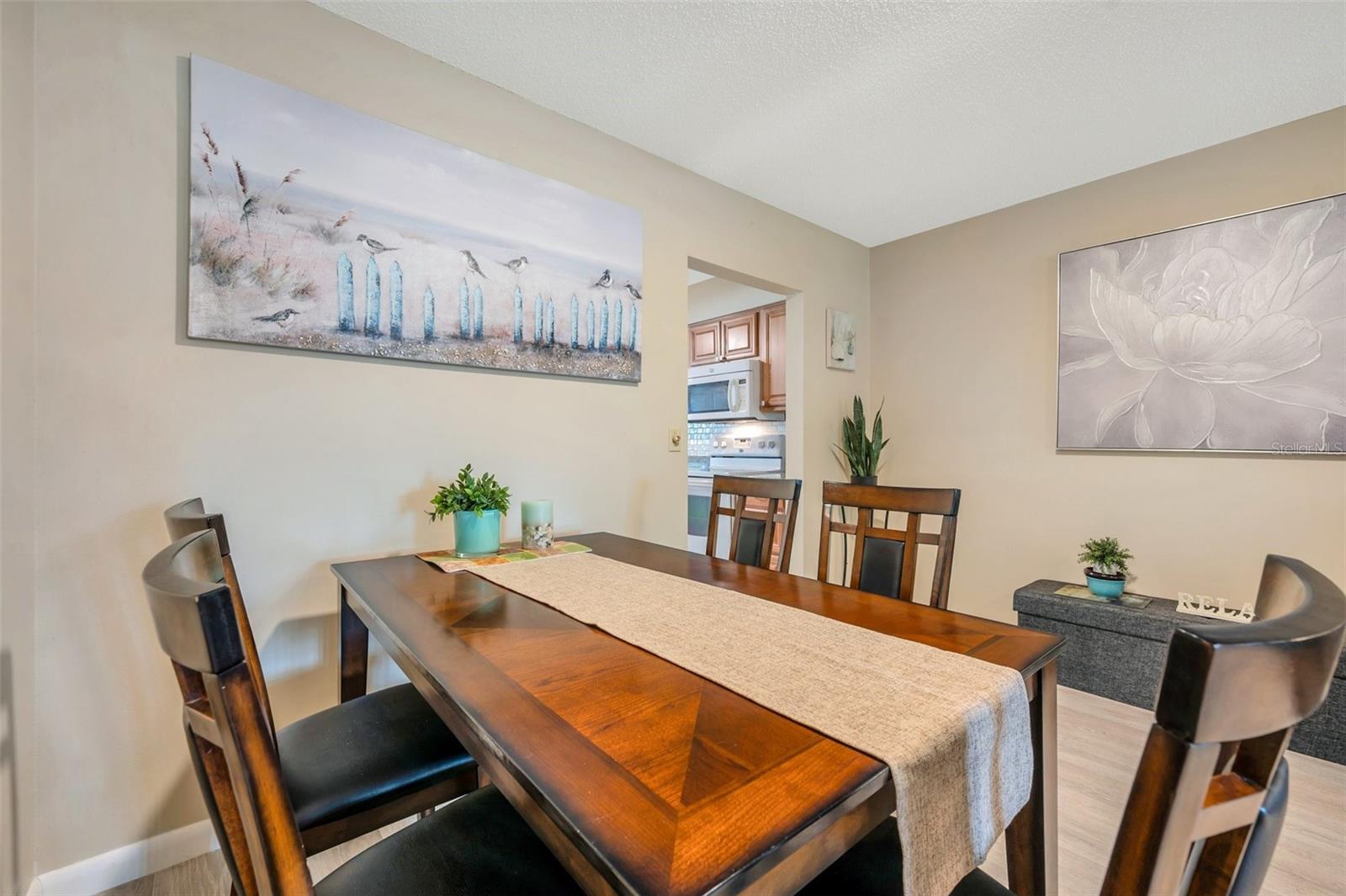 Listing photo id 9 for 11200 102nd Avenue 119