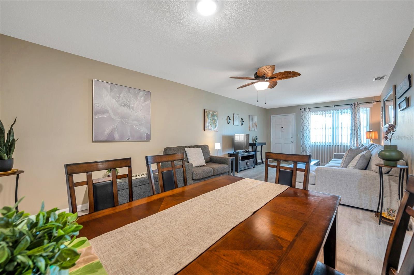 Listing photo id 10 for 11200 102nd Avenue 119
