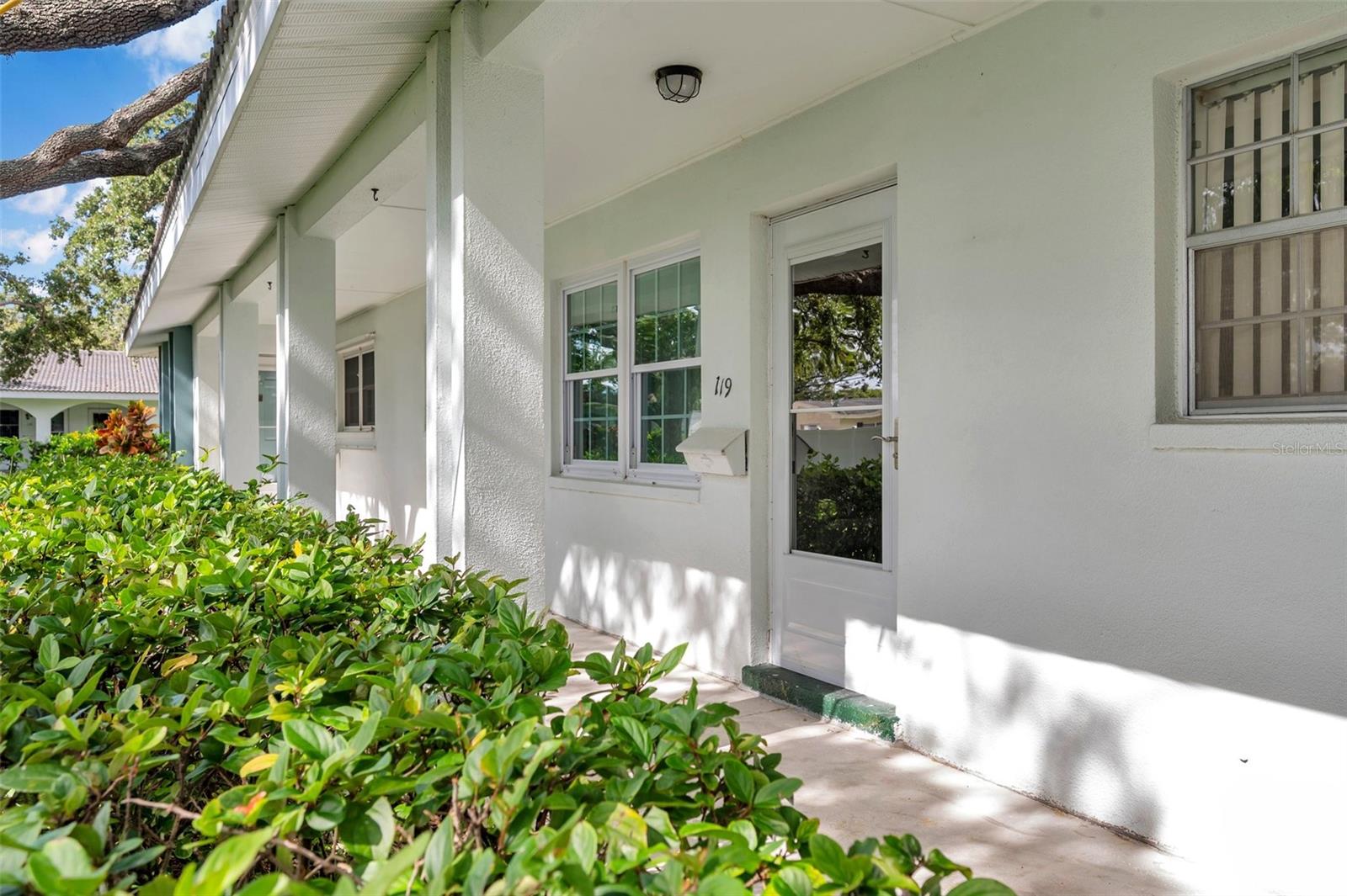 Listing photo id 1 for 11200 102nd Avenue 119