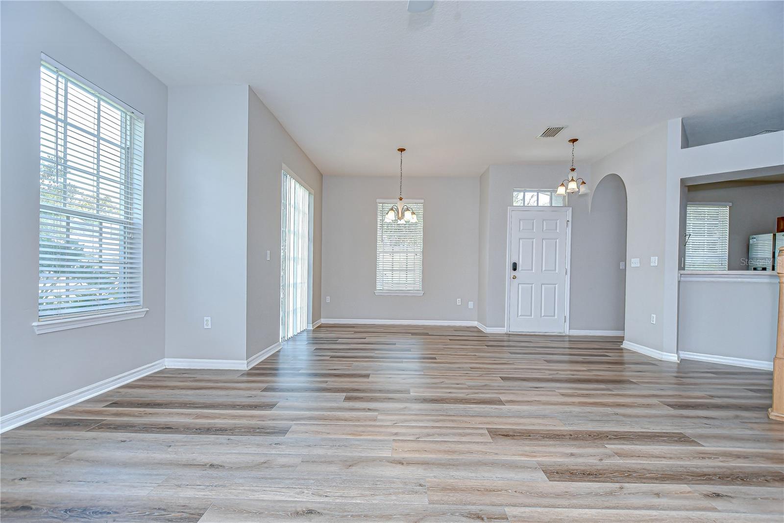 Image 12 of 43 For 5144 Blue Roan Way