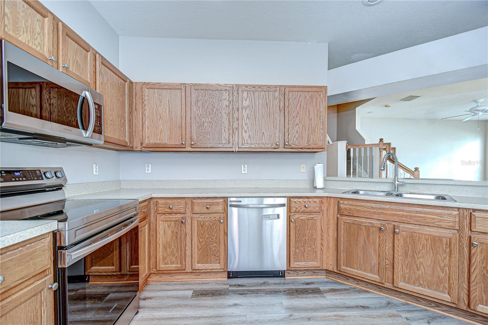 Image 21 of 43 For 5144 Blue Roan Way