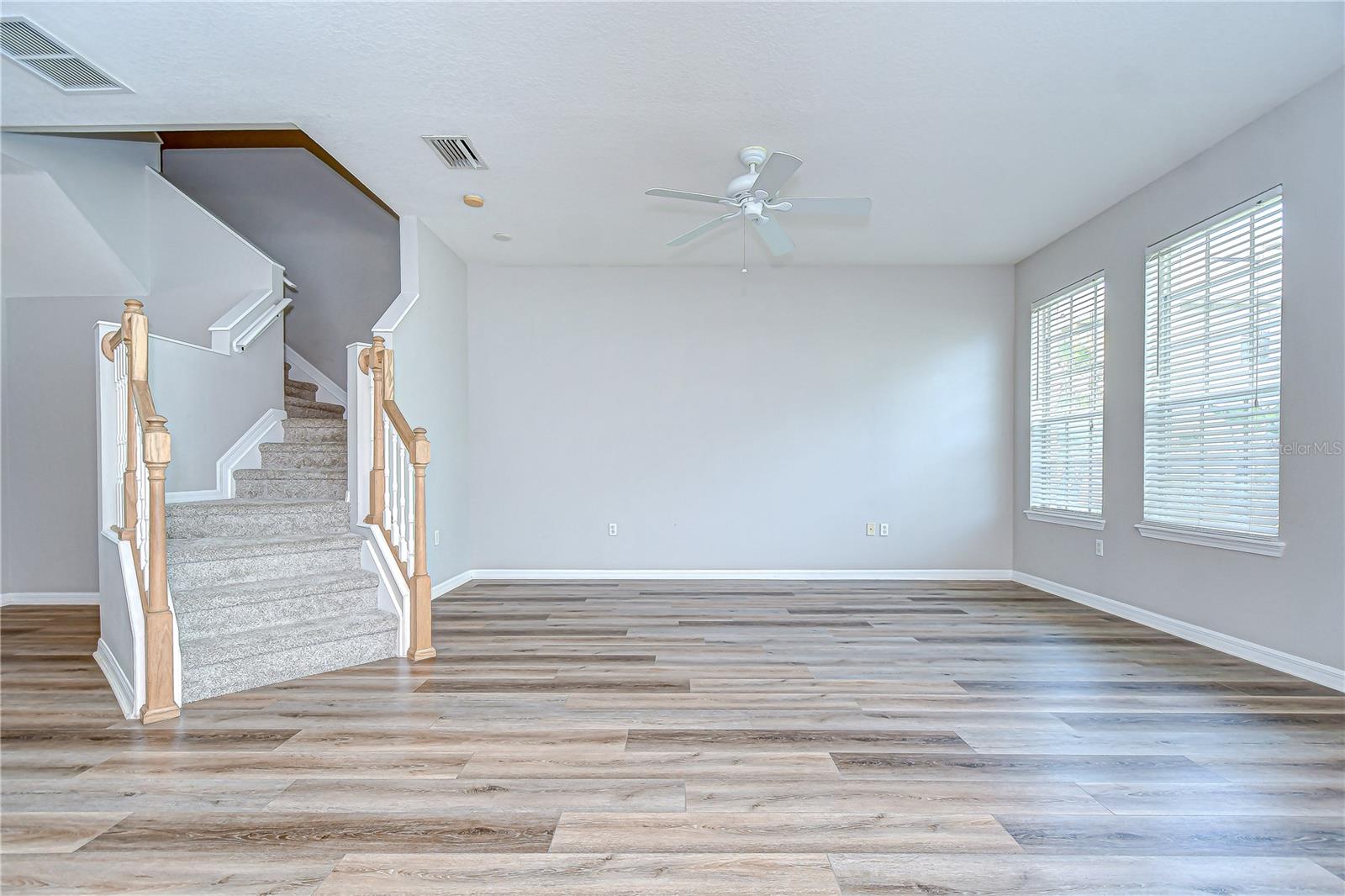 Image 8 of 43 For 5144 Blue Roan Way