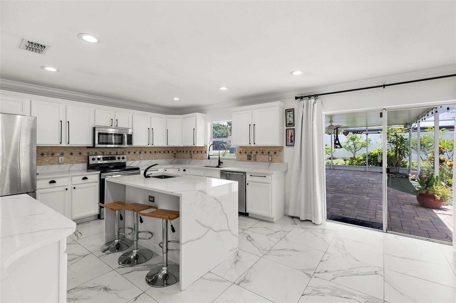 Image 15 of 74 For 2746 Heathgate Way
