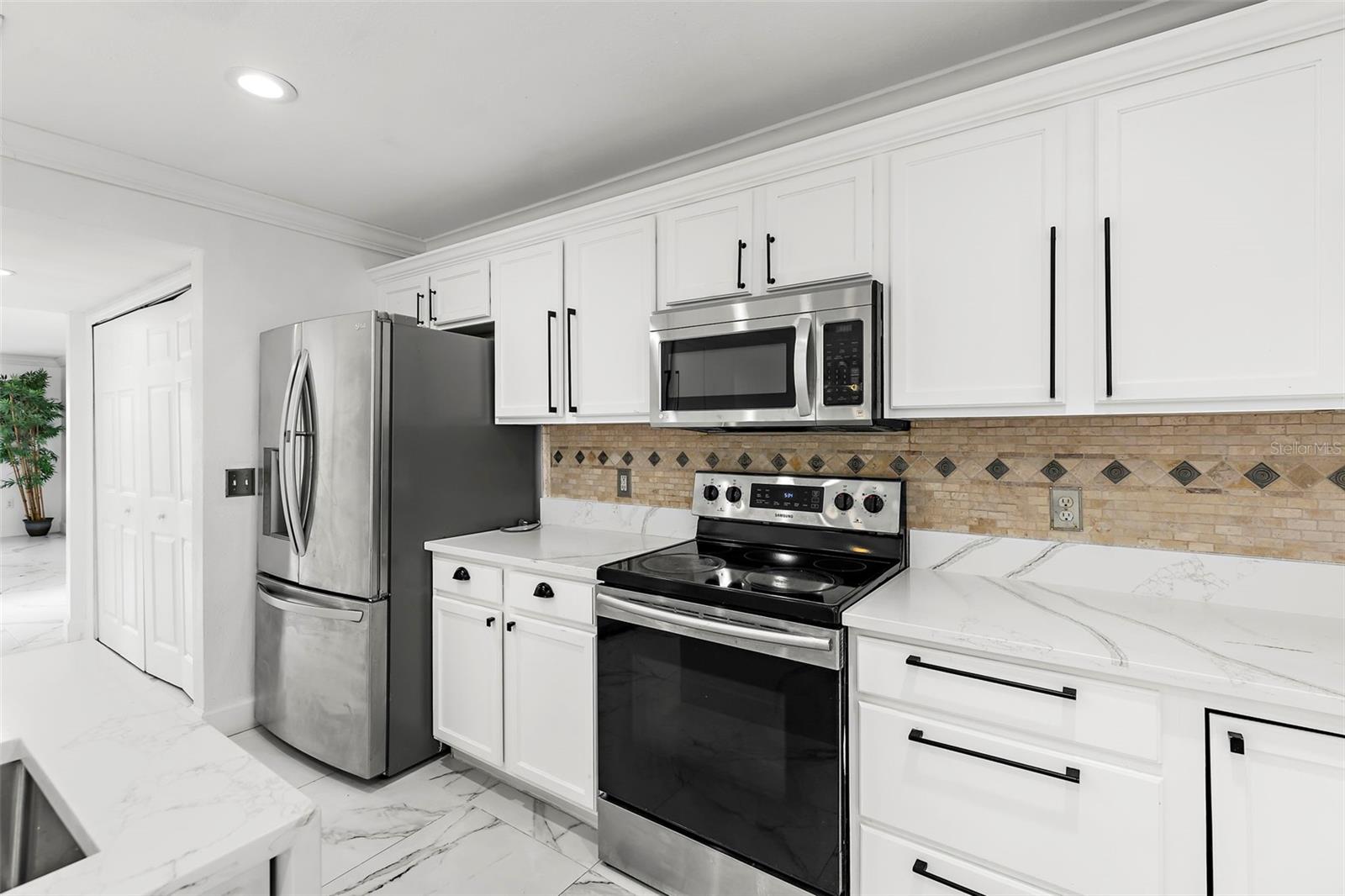 Image 20 of 74 For 2746 Heathgate Way