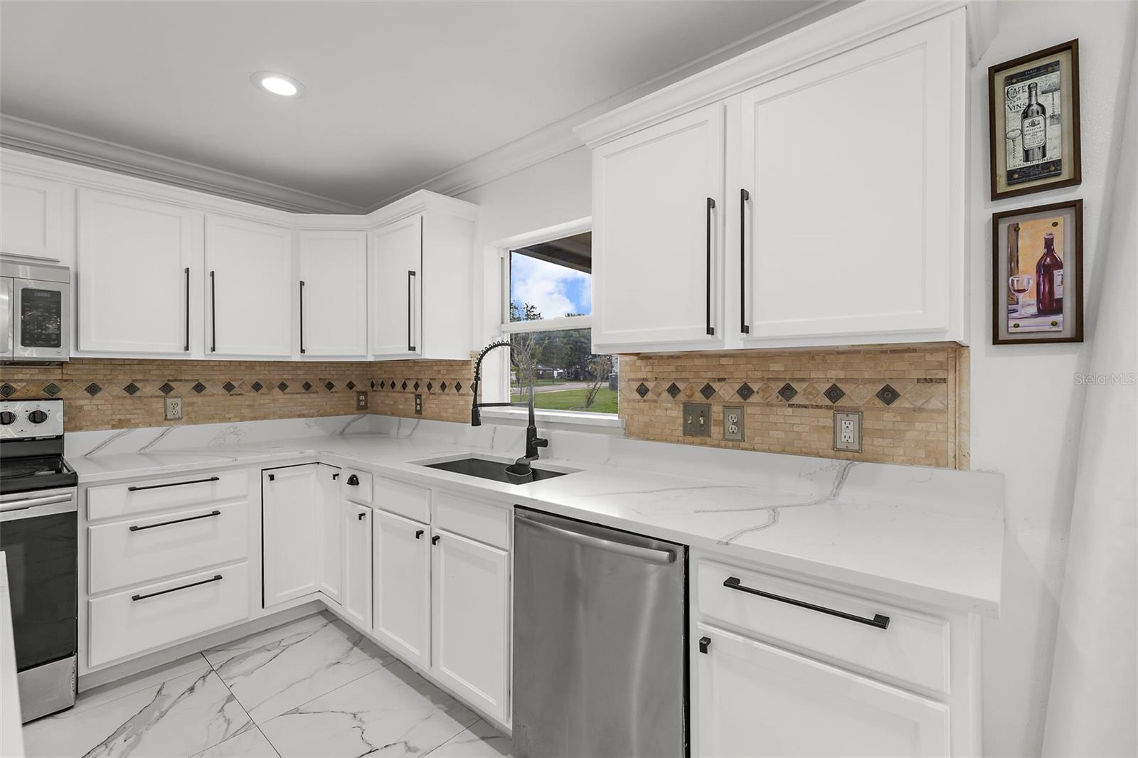 Image 21 of 74 For 2746 Heathgate Way