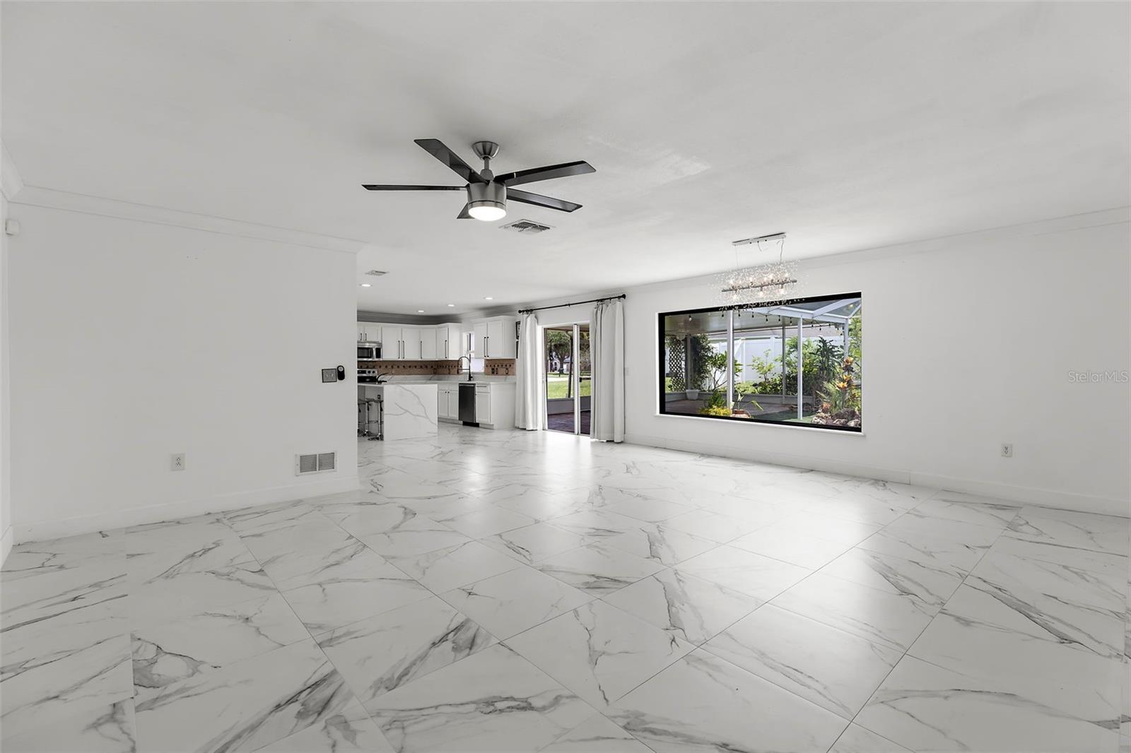 Image 32 of 74 For 2746 Heathgate Way