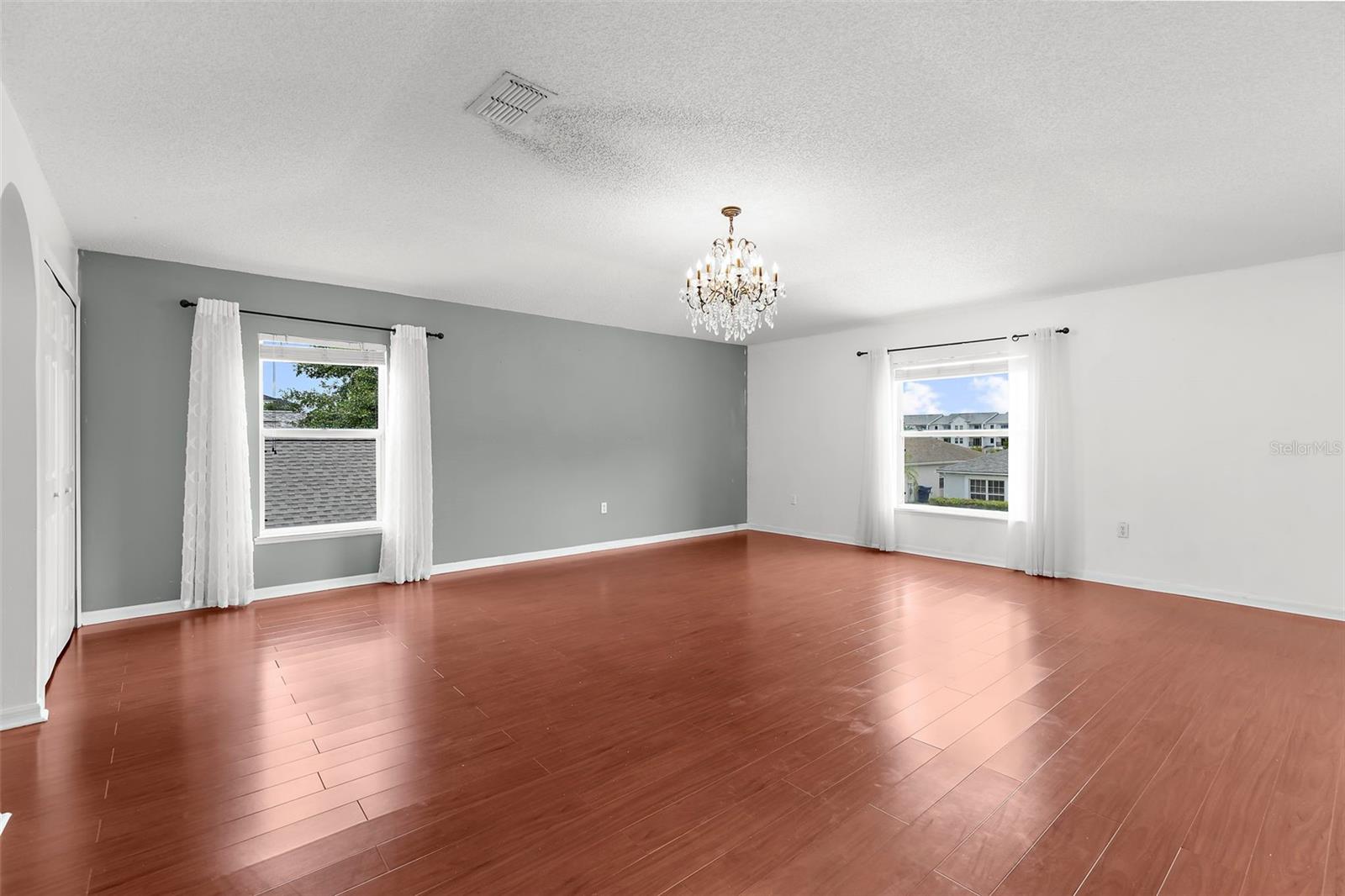 Image 38 of 74 For 2746 Heathgate Way