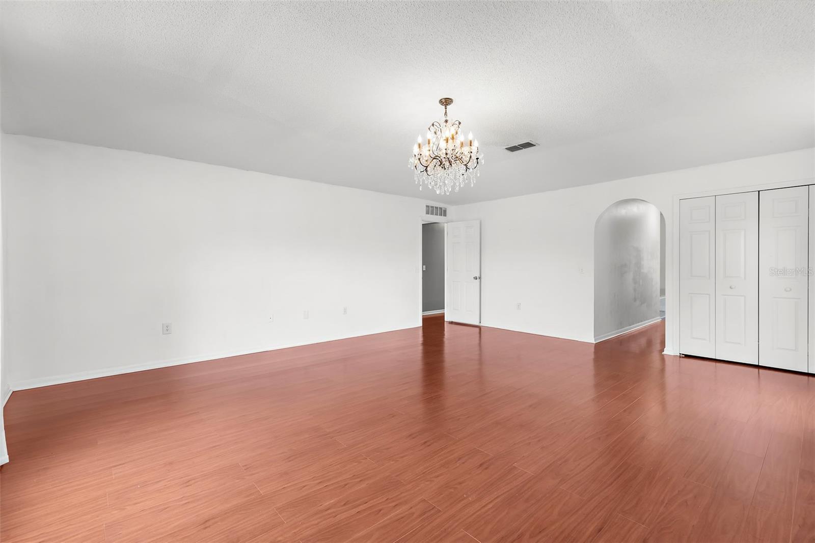 Image 39 of 74 For 2746 Heathgate Way