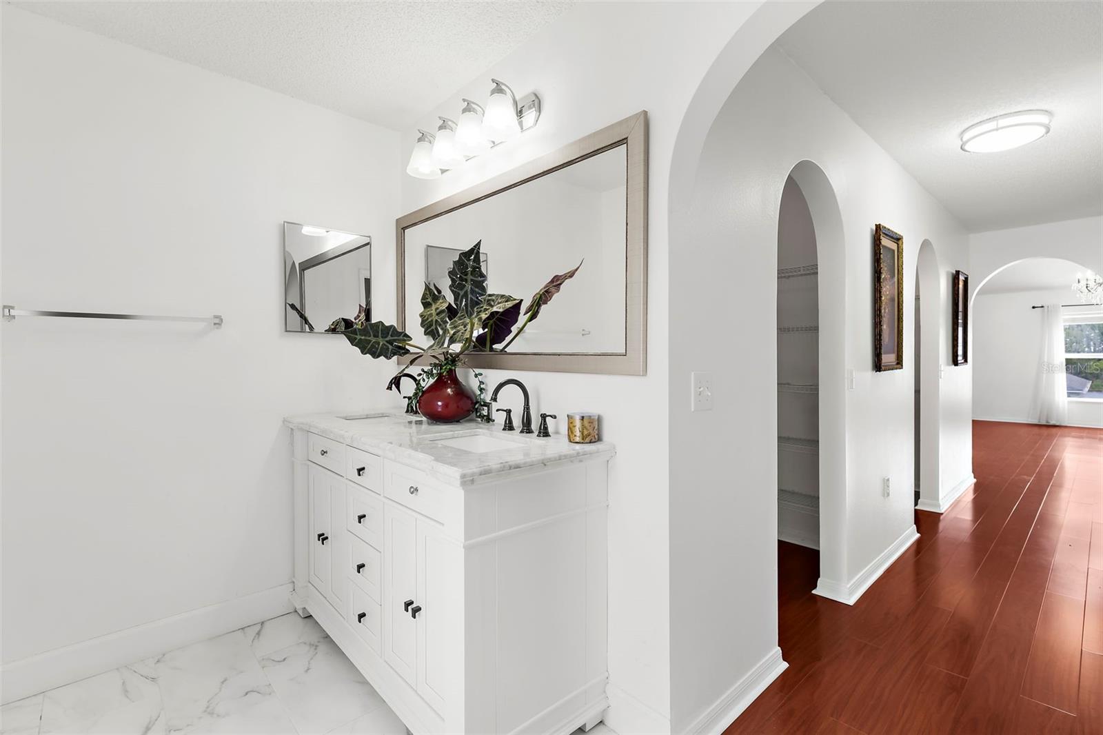 Image 43 of 74 For 2746 Heathgate Way
