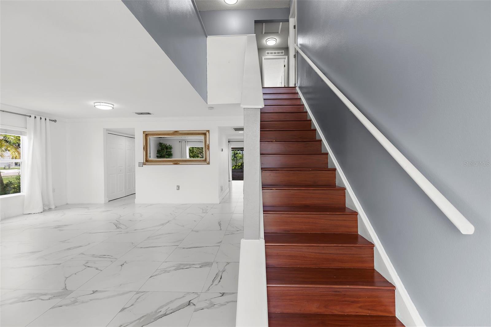 Image 5 of 74 For 2746 Heathgate Way