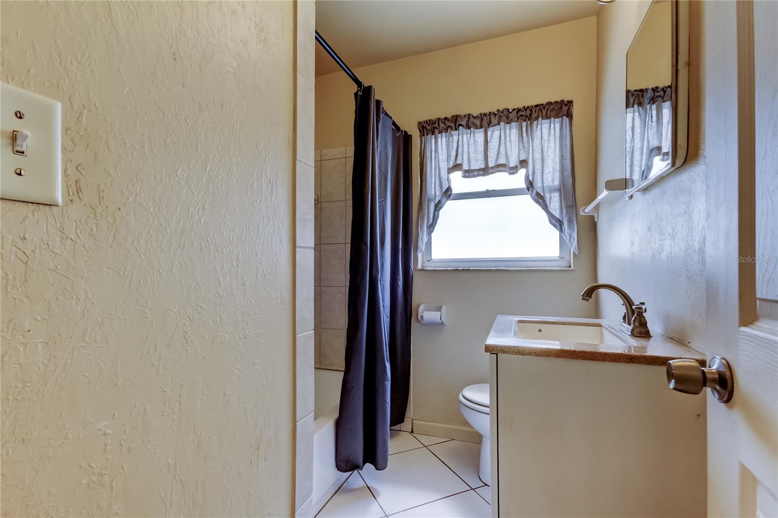 Listing photo id 21 for 4481 57th Avenue N