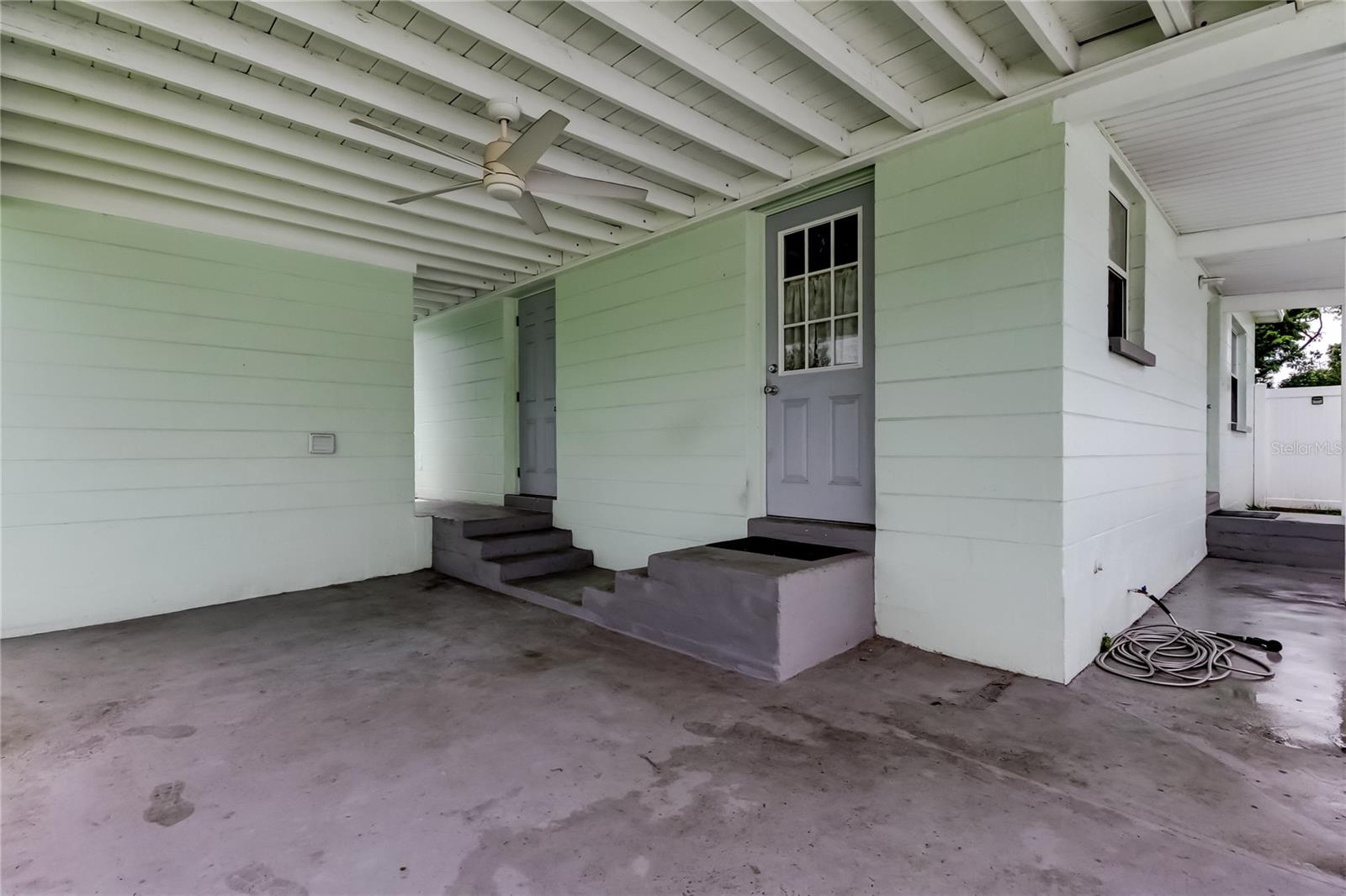 Listing photo id 26 for 4481 57th Avenue N