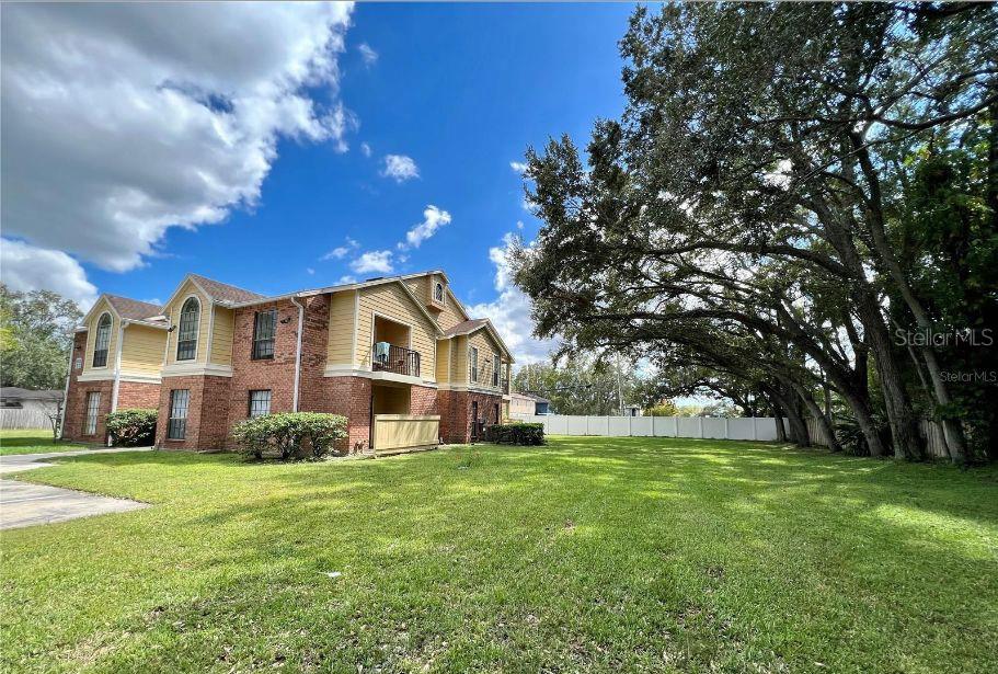 Image 37 of 87 For 8638 Fancy Finch Drive 101