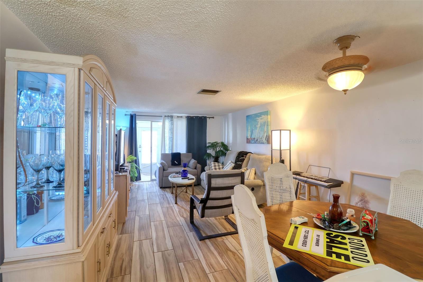 Listing photo id 9 for 4207 Touchton Place 4207