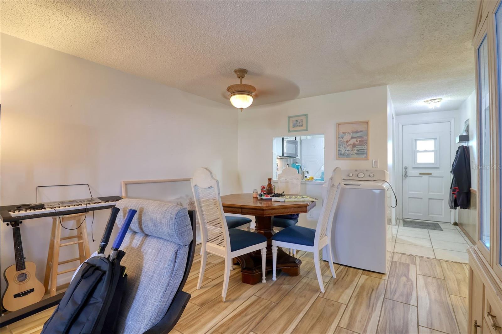 Listing photo id 11 for 4207 Touchton Place 4207