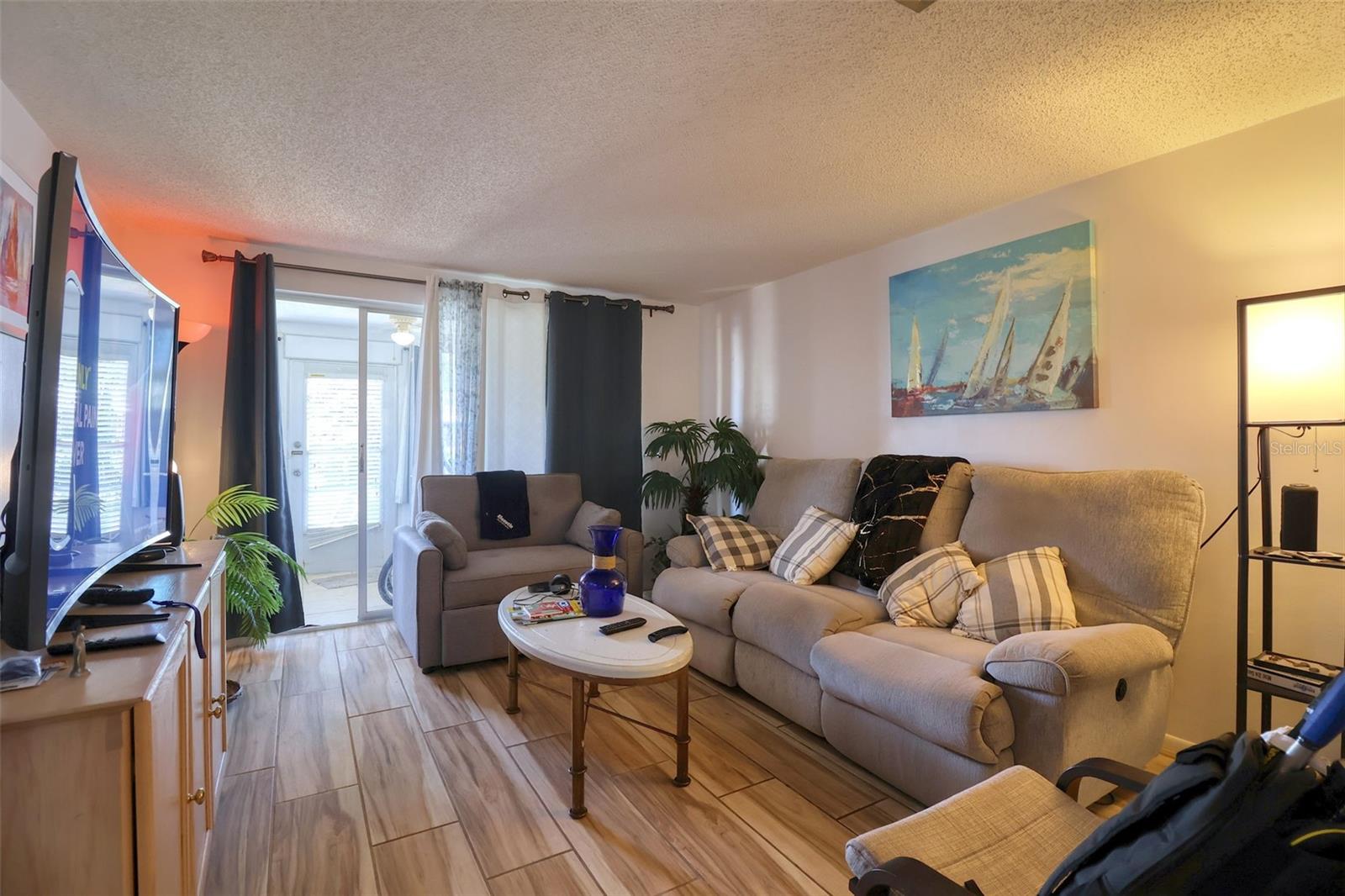 Listing photo id 12 for 4207 Touchton Place 4207