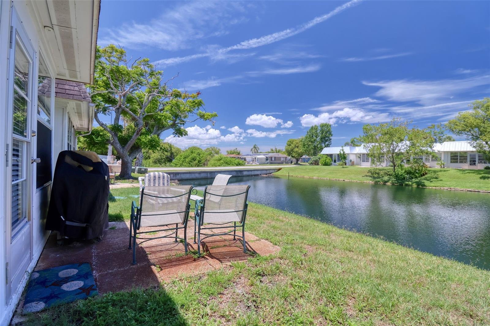 Listing photo id 16 for 4207 Touchton Place 4207
