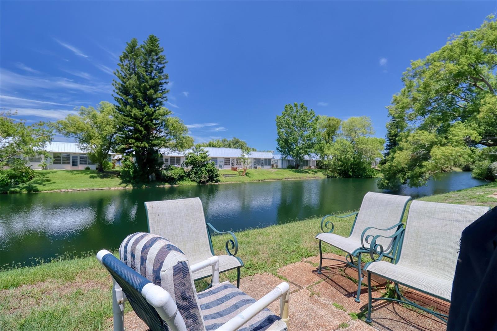 Listing photo id 17 for 4207 Touchton Place 4207