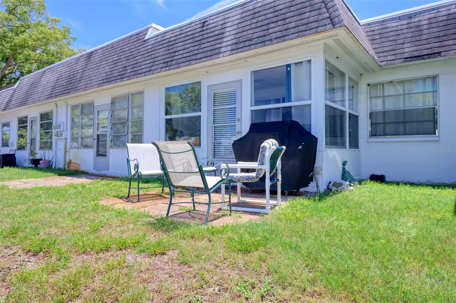 Listing photo id 18 for 4207 Touchton Place 4207