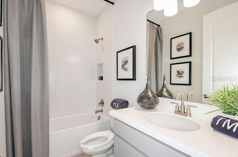 Listing photo id 8 for 33618 Castaway Loop