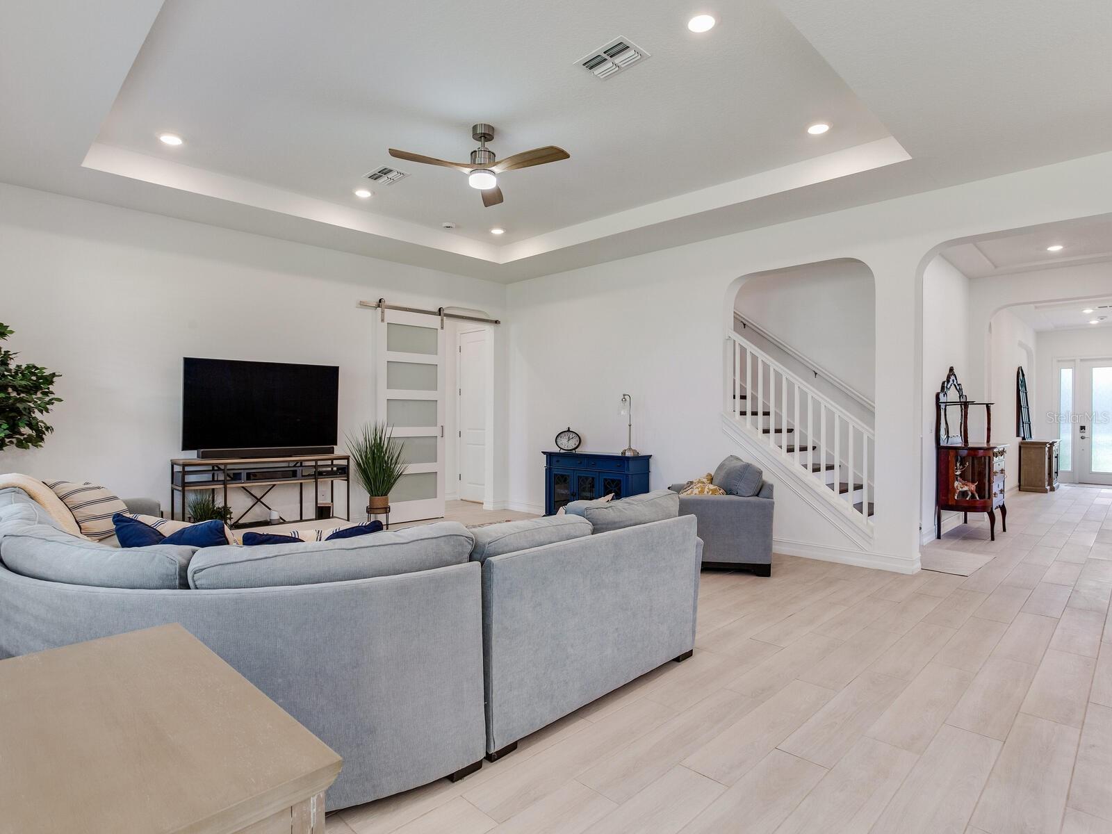 Listing photo id 25 for 6057 Marsh Trail Drive