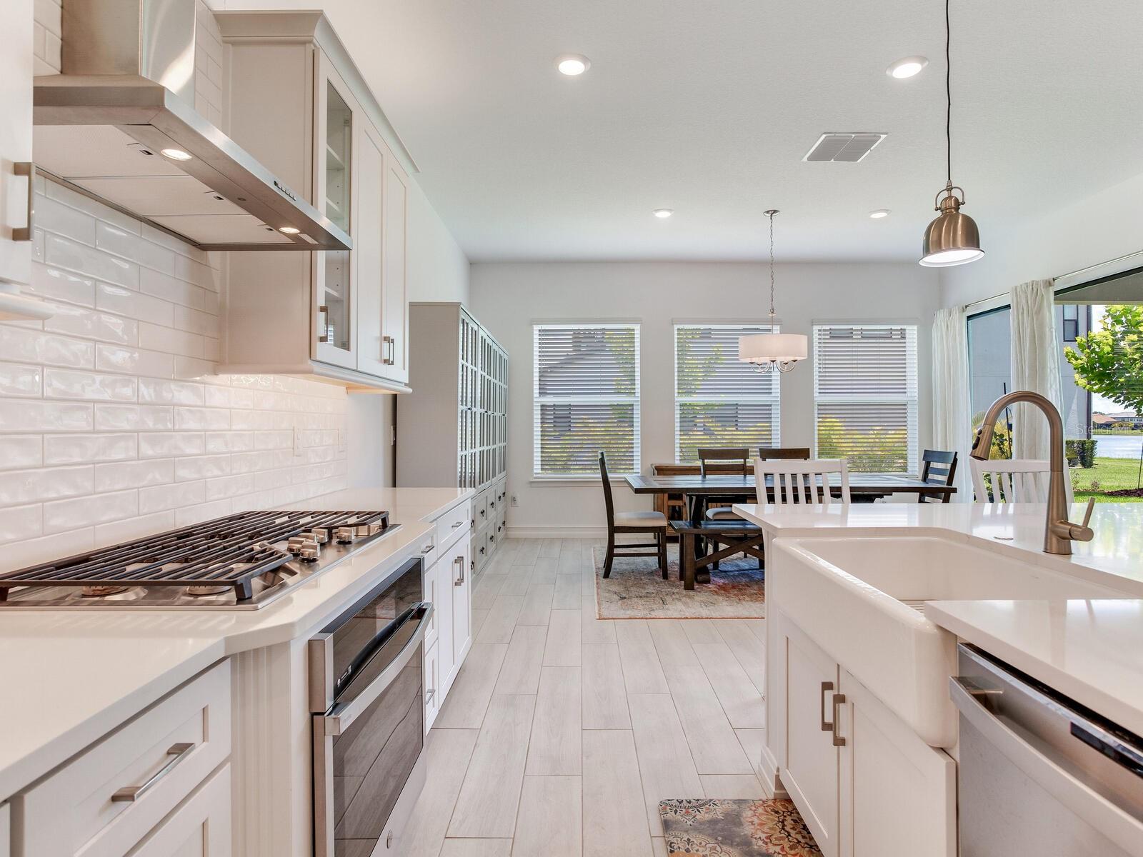 Listing photo id 39 for 6057 Marsh Trail Drive