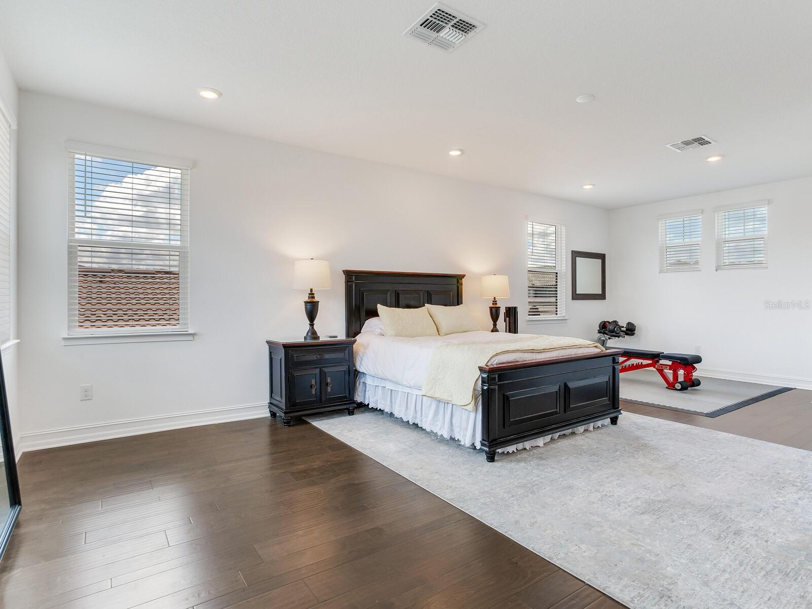 Listing photo id 49 for 6057 Marsh Trail Drive