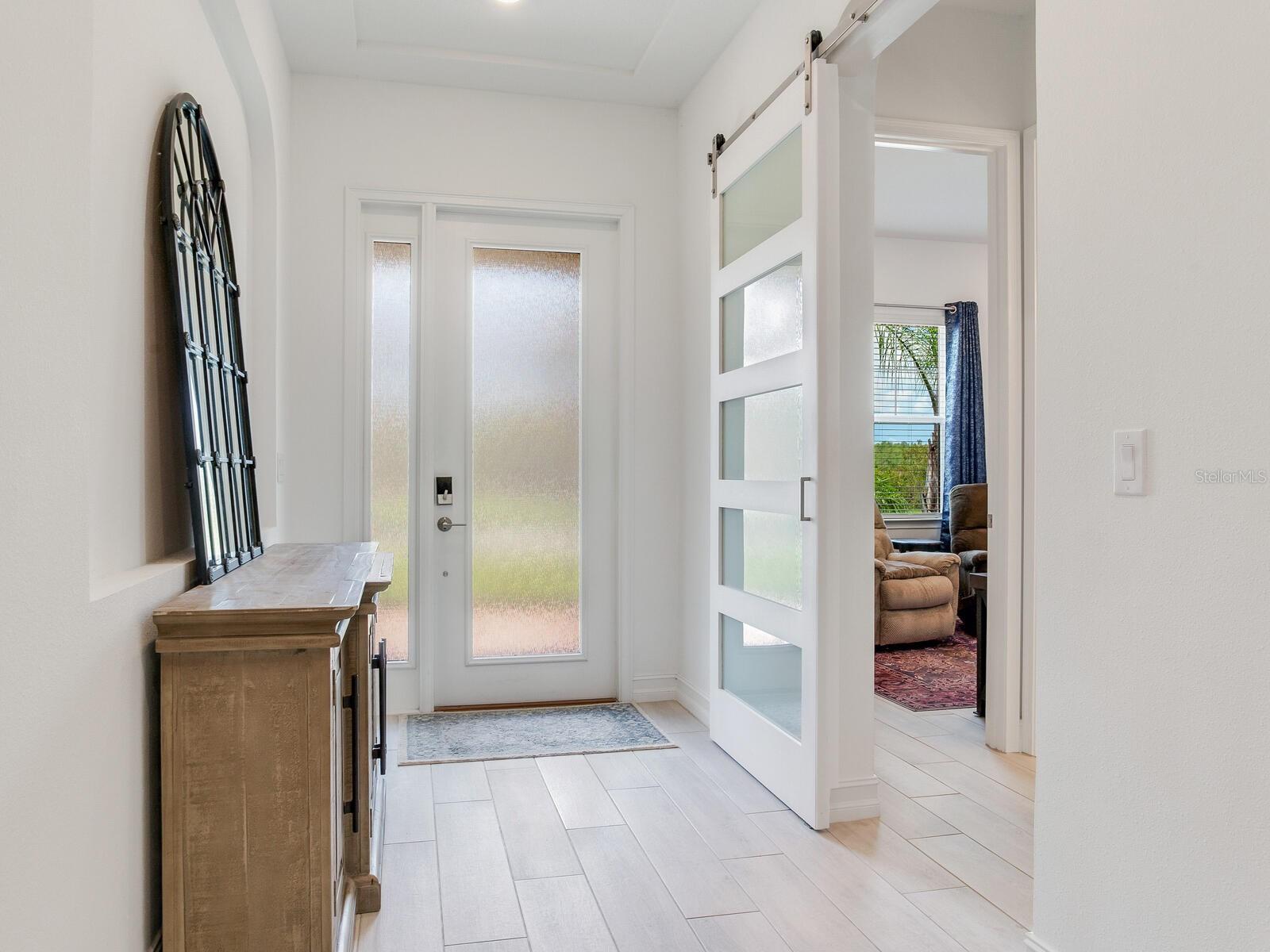 Listing photo id 7 for 6057 Marsh Trail Drive