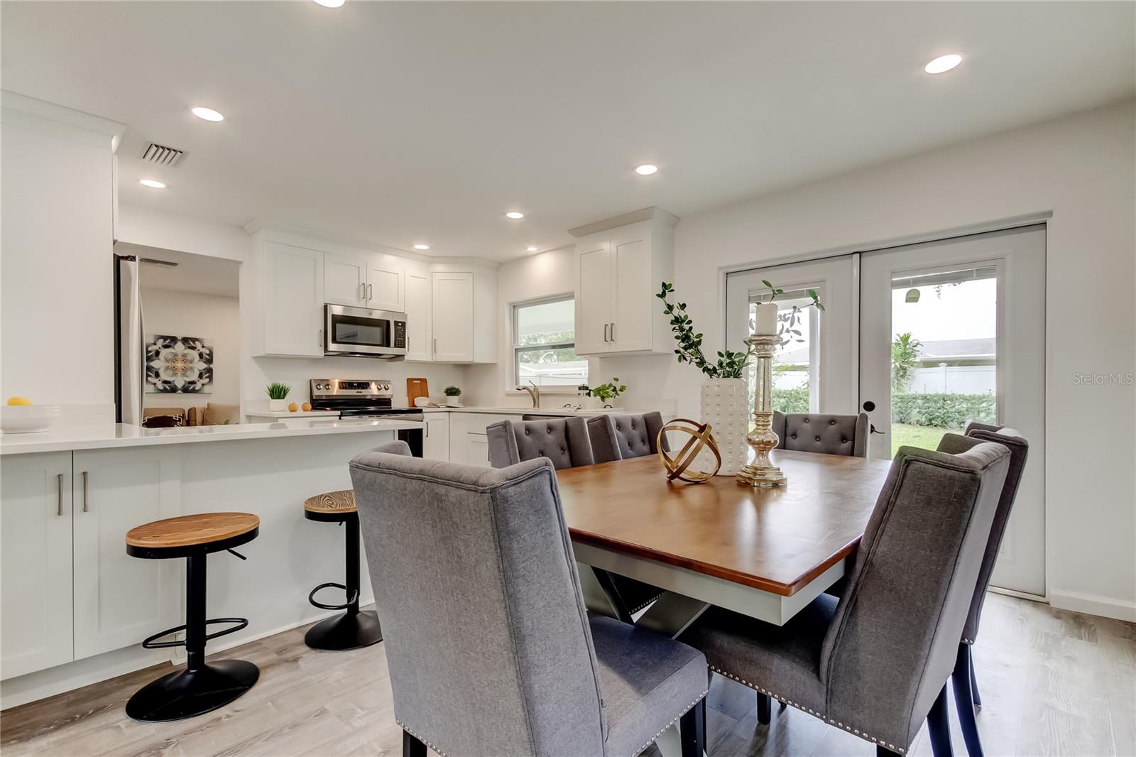 Image 10 of 52 For 13344 88th Avenue