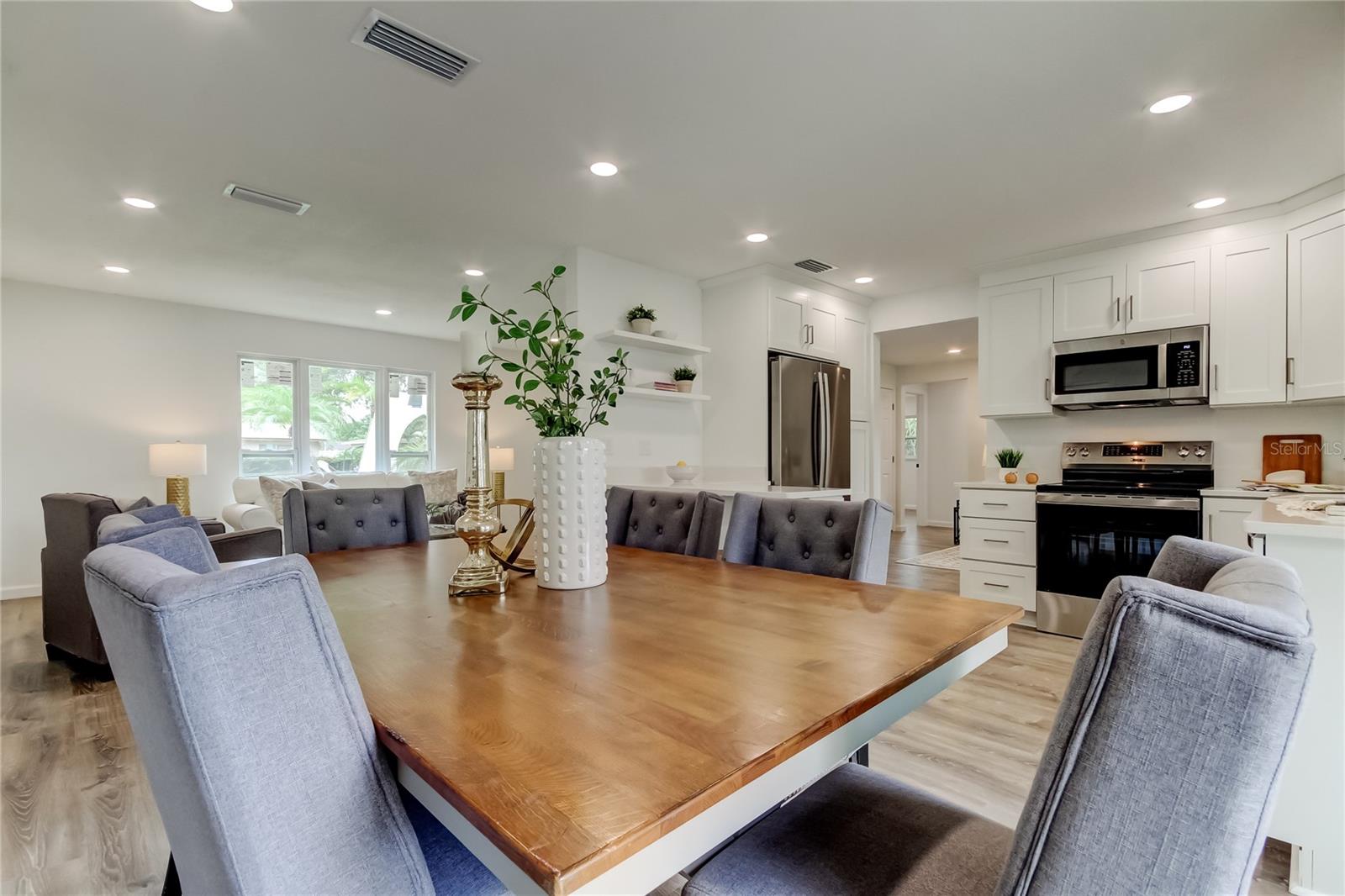 Image 11 of 52 For 13344 88th Avenue